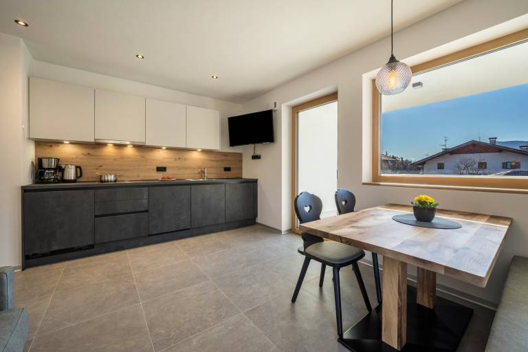 Apartment "Sunnig - Sonnenlicht" with Mountain View, Balcony & Wi-Fi — photo 3