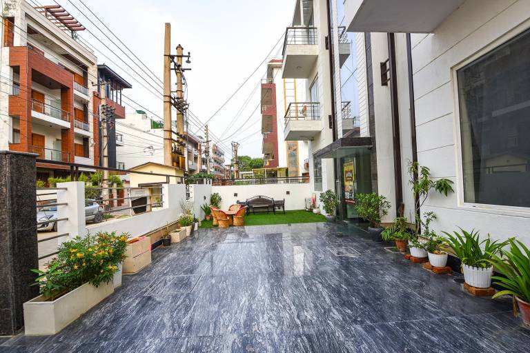 Gazelle Inn Medanta in Gurugram