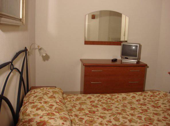 Family-oriented nice holiday apartment with yard | Beach nearby | Pets are welcome — photo 4