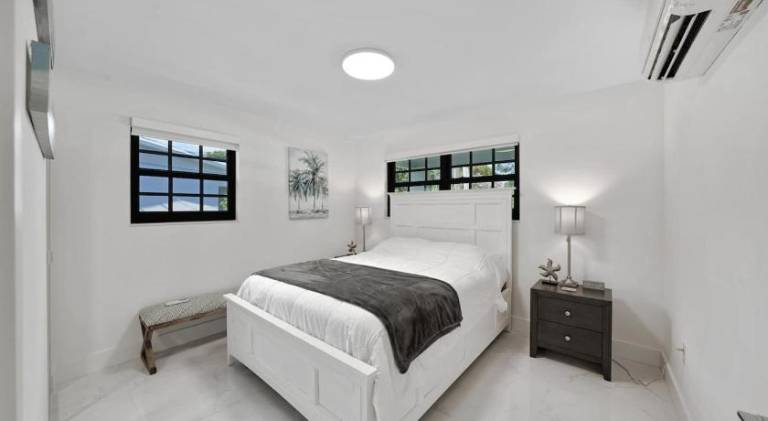 East Beach Apart by Dream Vacation unit 2 — photo 2