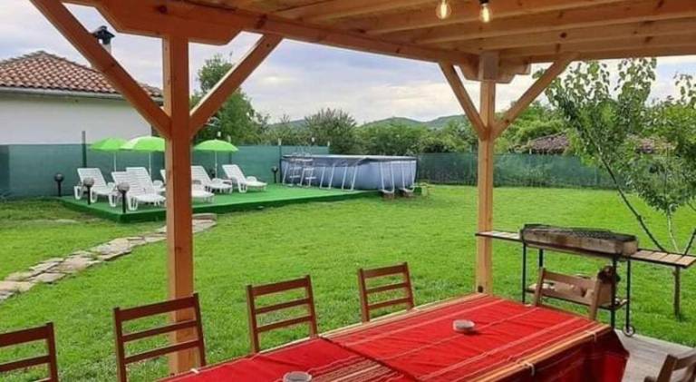 House with hot tub & pool | Dogs allowed in Veliko Tarnovo