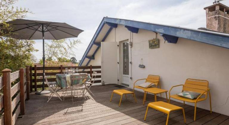 Rental apartment with barbecue & terrace in Arcachon