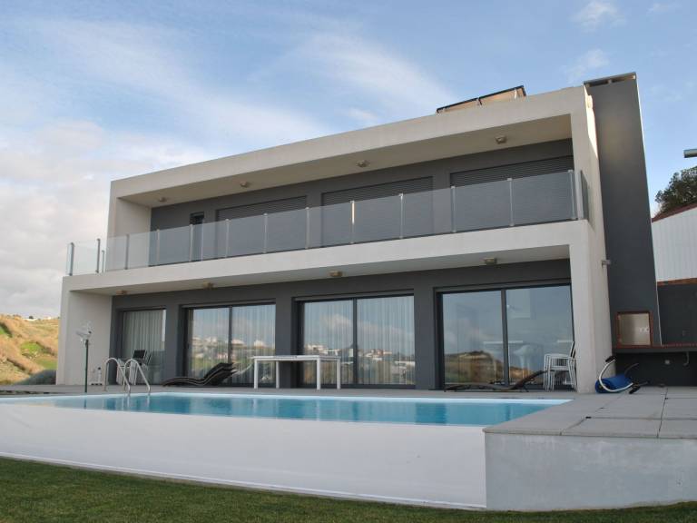 Ferienhaus in Ribamar, Lourinhã f&uuml;r max. 8 Personen am Atlantik