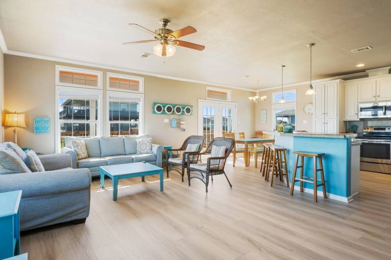 Beautiful house with yard & barbecue | Beach view | Pets allowed — photo 4