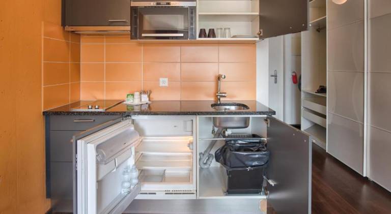 Nice serviced apartment with terrace & yard | Pets are welcome — photo 4