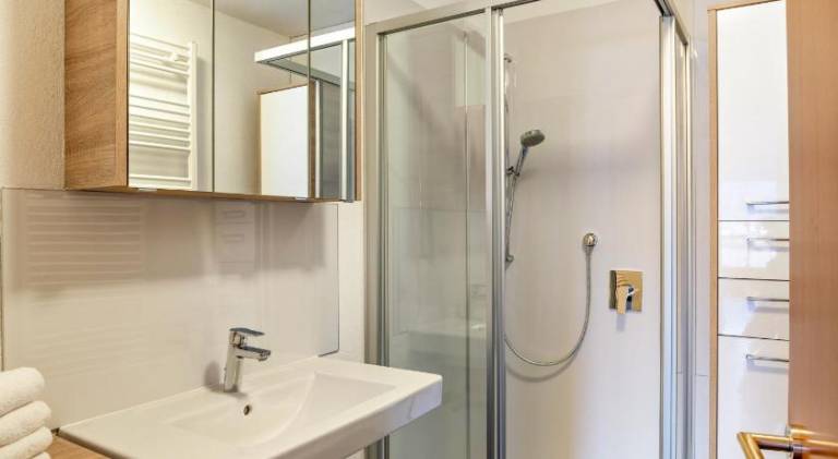 Holiday apartment with 2 rooms for 8 persons — photo 4