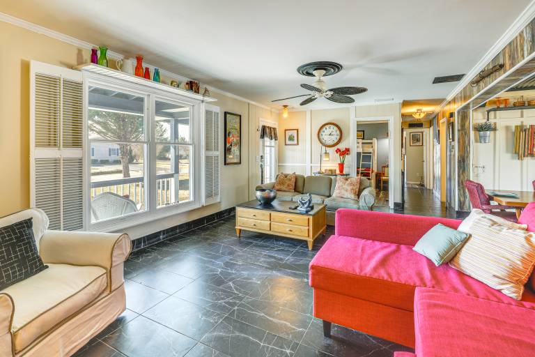 Family Home w/ Private Pool & Hot Tub in Lewes — photo 5