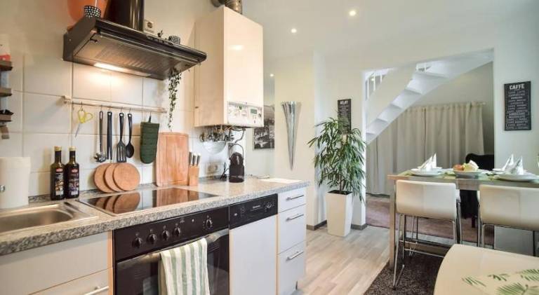 Apartment with 1 room for 4 persons — photo 3