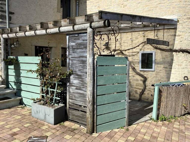 Cottage with barbeque | Pets allowed in Dijon