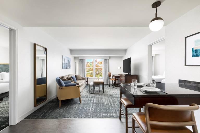 Homewood Suites by Hilton Manchester/Airport — photo 2