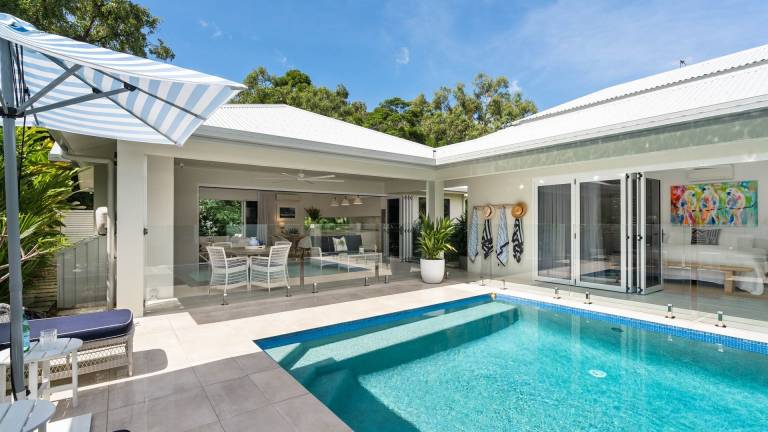 House Palm Cove