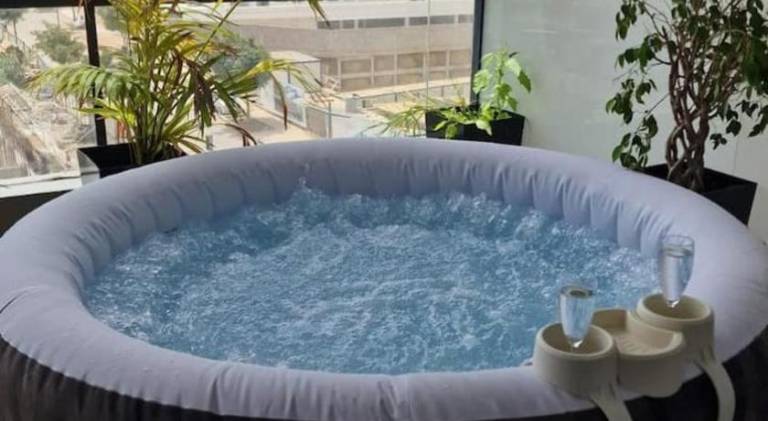 House with pool — photo 5