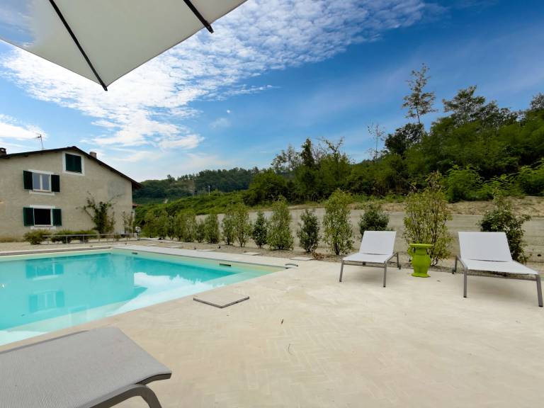 Casale Bera hills view private pool and garden