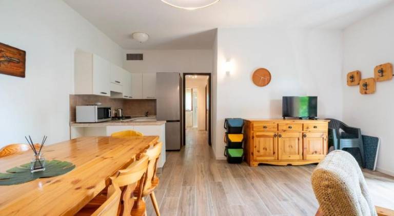 Charming rental apartment with yard, patio & barbeque | Dogs allowed — photo 4