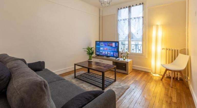 Apartment with 2 rooms for 4 persons in Le Mans
