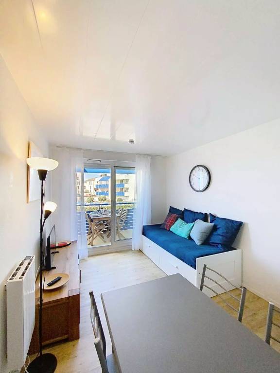 Apartment with garden & private pool | Next to the beach | Pets are welcome — photo 4