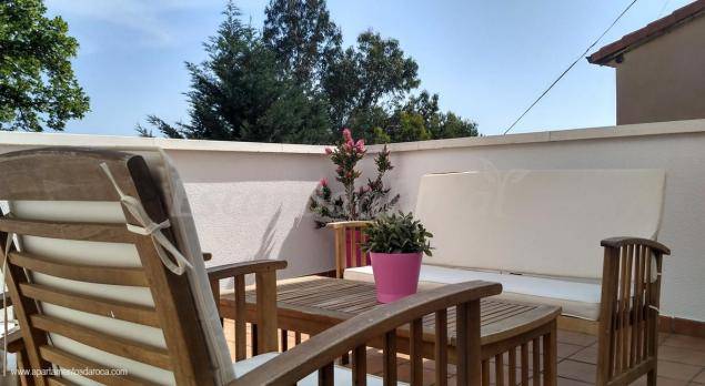 Cottage with patio & hot tub | City view | Pet-friendly — photo 2