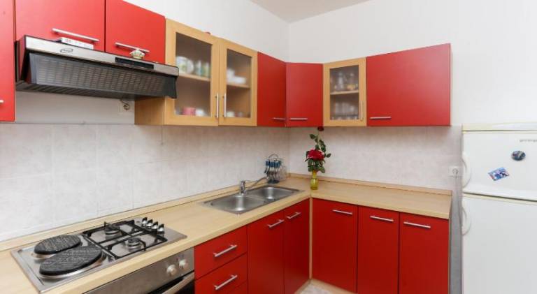 Pleasant apartment with terrace | Pet-friendly — photo 3