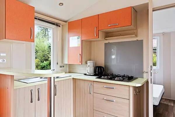 Campsite Les Menhirs - Mobile home Classic 2 bdr. 4 pers. Covered Decking — photo 5
