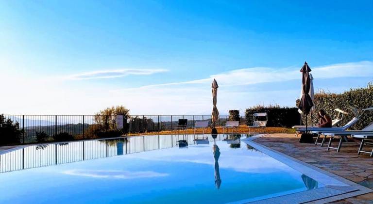 Rental apartment with pool — photo 3