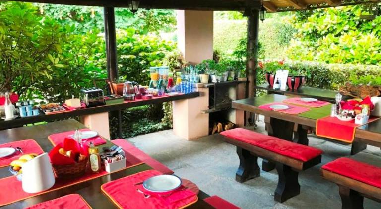 Family-oriented beautiful house with sauna, patio & pool | Pets are welcome — photo 5