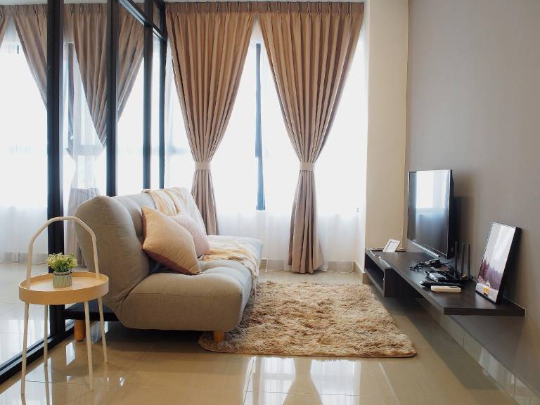 Rental apartment with pool | Suitable for remote work in Kuala Lumpur