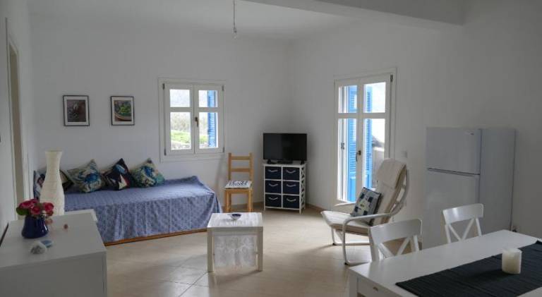 Holiday apartment with garden & terrace — photo 2