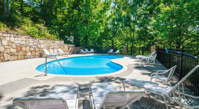 Vacation home with jacuzzi | Pet-friendly — photo 5