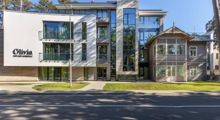 Serviced apartment with terrace in Jurmala
