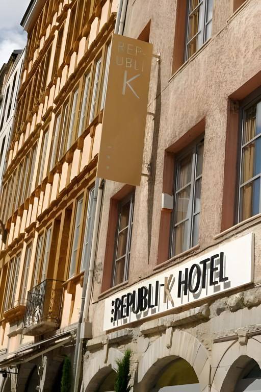 Republik Hotel in Villeurbanne