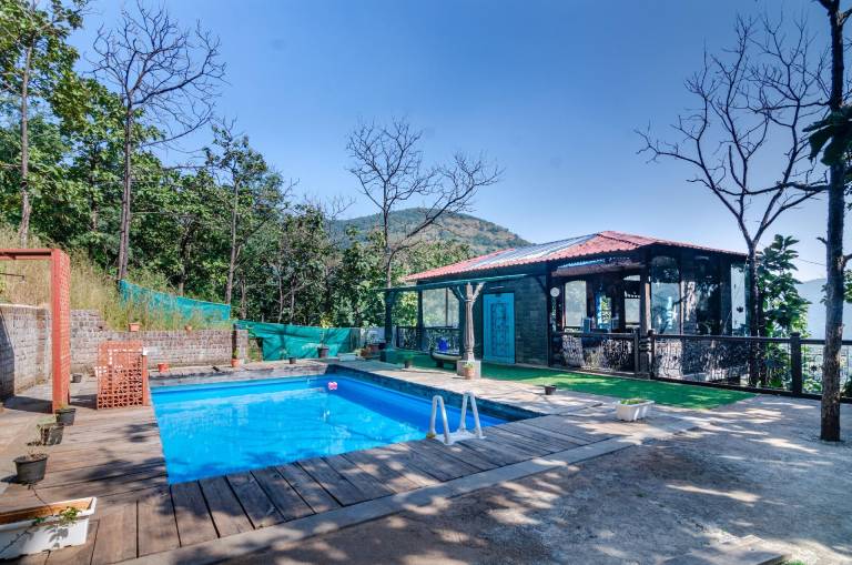 Resort  Kasarsai Dam