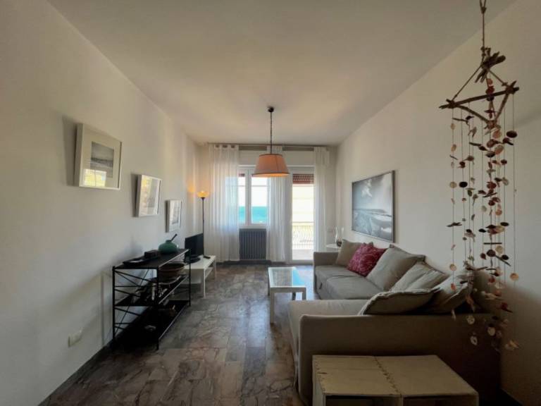 Apartment with 2 rooms for 6 persons — photo 4