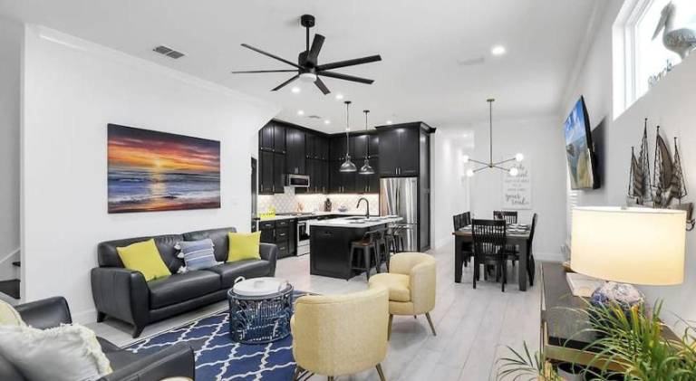 Vacation home with yard & patio | Suitable for remote work — photo 3
