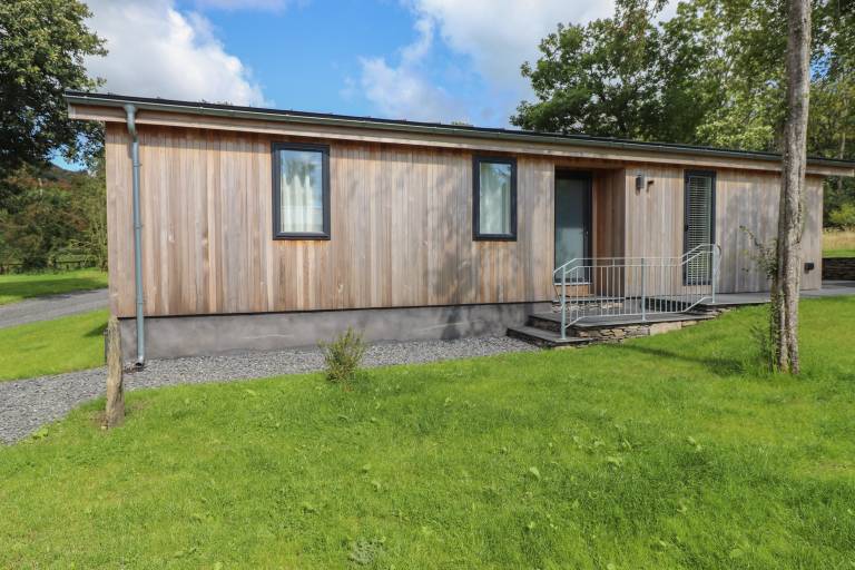 Cottage  Newby Bridge