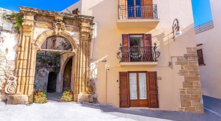 Holiday apartment with 2 rooms for 6 persons — photo 3