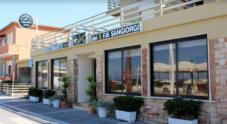 Hotel Ristorante Il Gabbiano in Cecina
