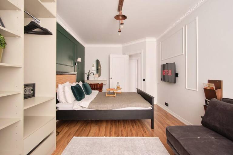 Modern & Cozy Apartment Close to City Center — photo 2