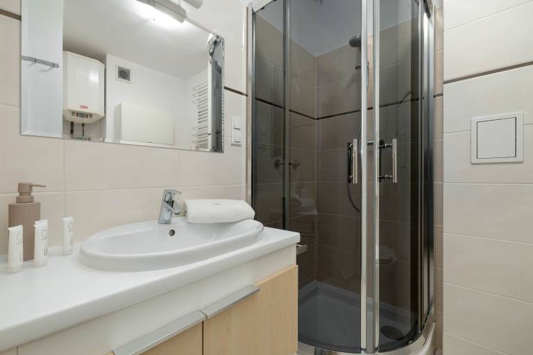 Dworcowa 24 Ko obrzeg Bright Apartment in the City Center Market Square — photo 4