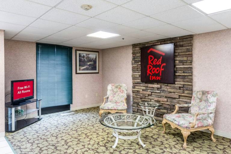 Red Roof Inn Morehead — photo 3