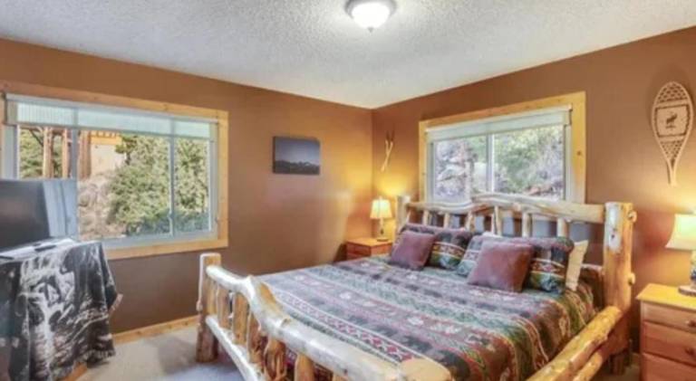 Fully equipped wonderful vacation home with heated pool, patio & BBQ | Pet-friendly — photo 2