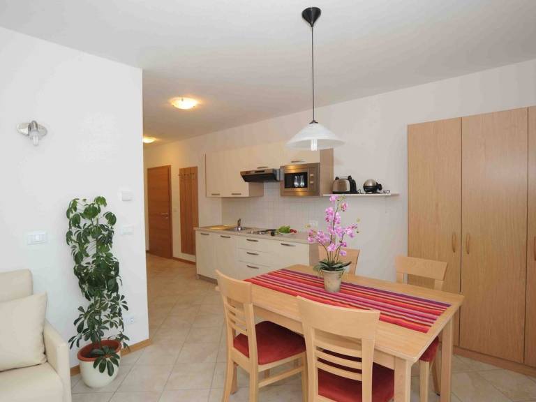 Ferienwohnung in Reschen am See, Reschensee für max. 3 Gäste