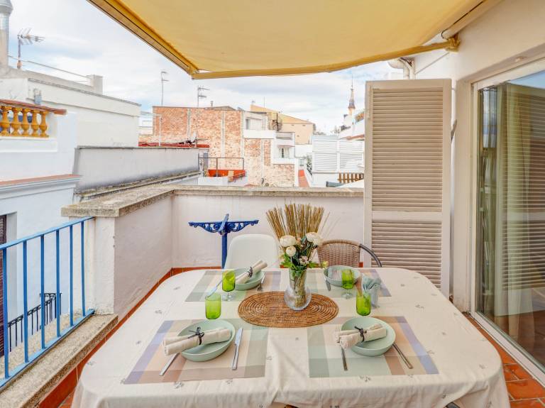 Family-oriented wonderful rental apartment with patio | City view | Next to the beach | Suitable for remote work | Pets are welcome — photo 4