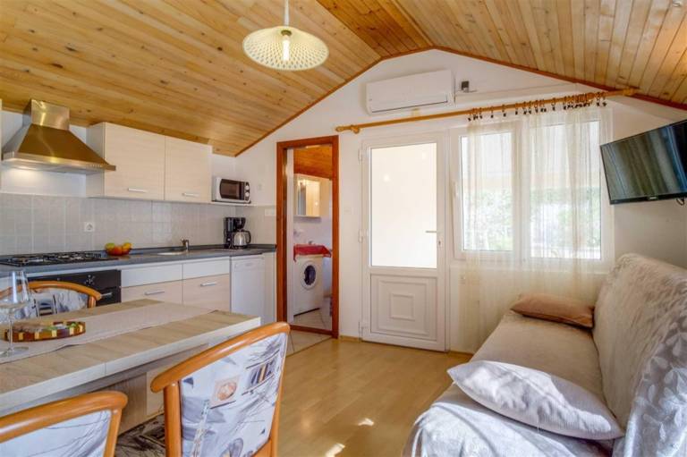 Pleasant apartment with terrace, barbecue & garden | Pet-friendly — photo 3