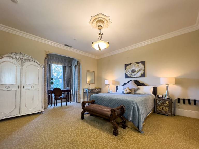 Accommodation  Salinas