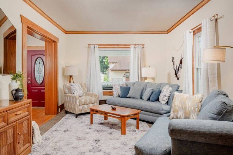 House Oshkosh