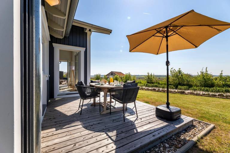 Family-friendly house with sauna, barbeque & patio | Pets are welcome — photo 2