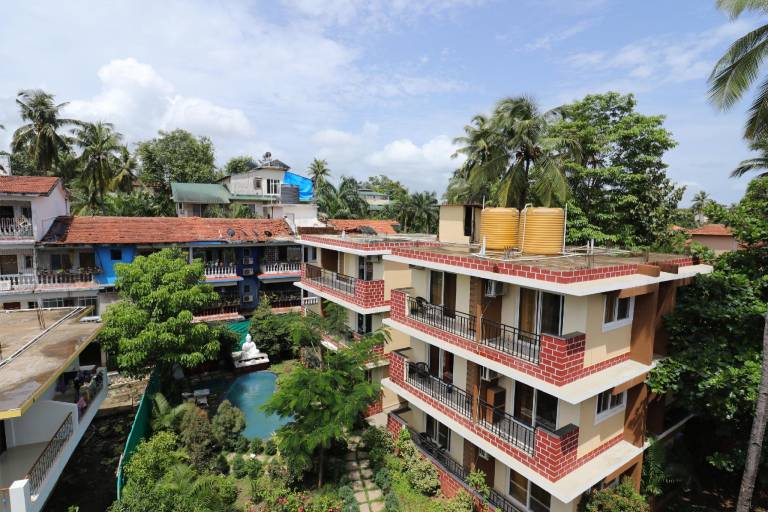 Pleasant apartment with yard, terrace & pool | Suitable for remote work | Pets allowed — photo 2