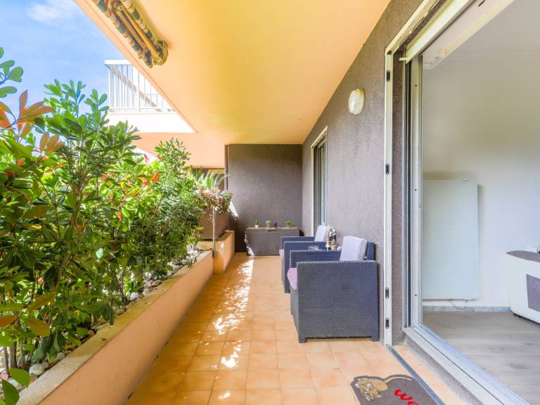 Apartment with garden, pool & terrace | Sea view | Pets allowed — photo 2