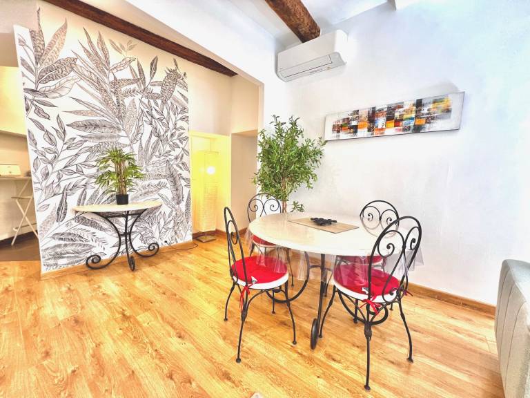 Lovely holiday apartment | Next to Castle Hill | Close to the beach | Pet-friendly — photo 3