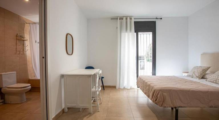 Fully equipped wonderful rental apartment with patio | Next to the beach | Good for workation | Pets allowed — photo 5